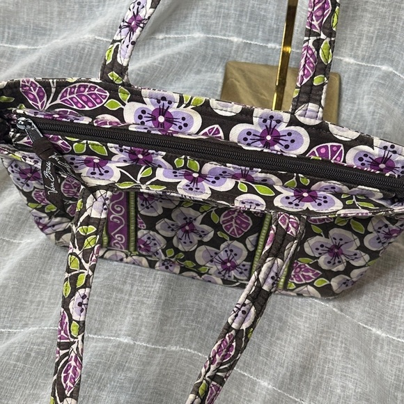 Vera Bradley Plum Petals Designer Little Betsy Bag PRELOVED w/callouts Fall 2011 - Picture 6 of 13